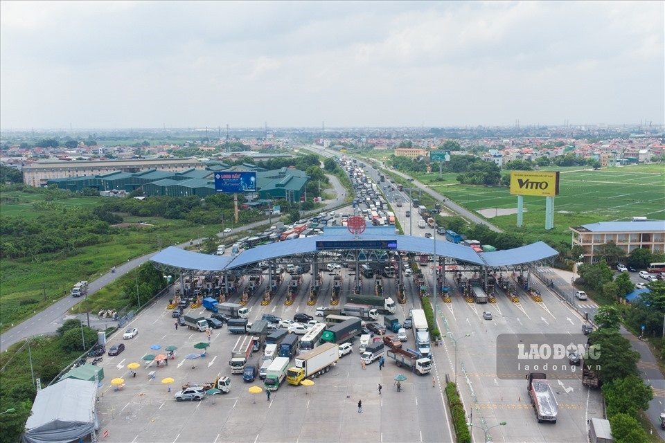 Cobro de peaje sin parar en la autopista Phap Van - Cau Gie (Hanoi). Foto: To The