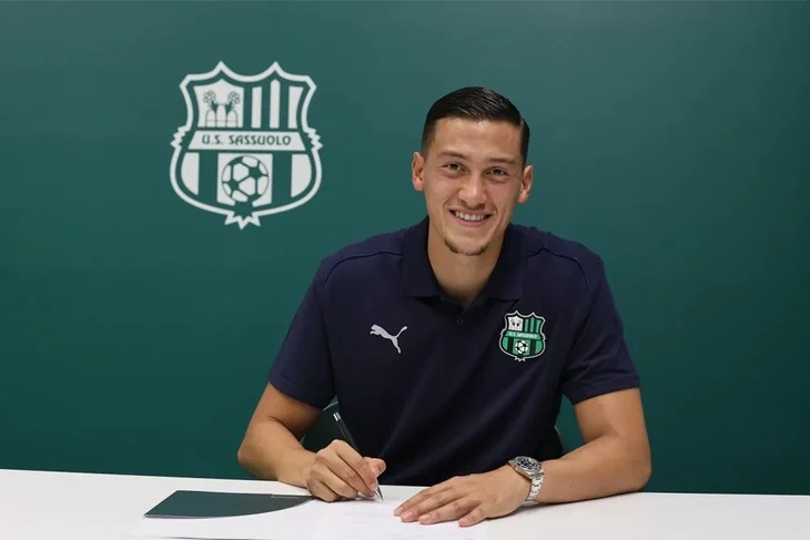 Indonesia's centre-back Jay Idzes sets a transfer record. Photo: Sassuolo FC