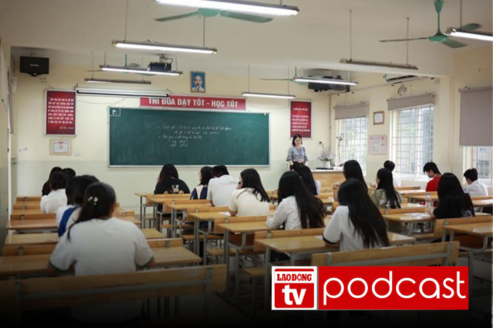 Morning news 11.8: two groups of teachers proposed to receive 150% salary allowance