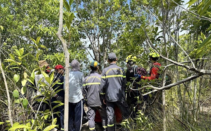 The area where the young man's body was found on Hoang Ngu Son mountain. Photo: Lam Hoang Tien