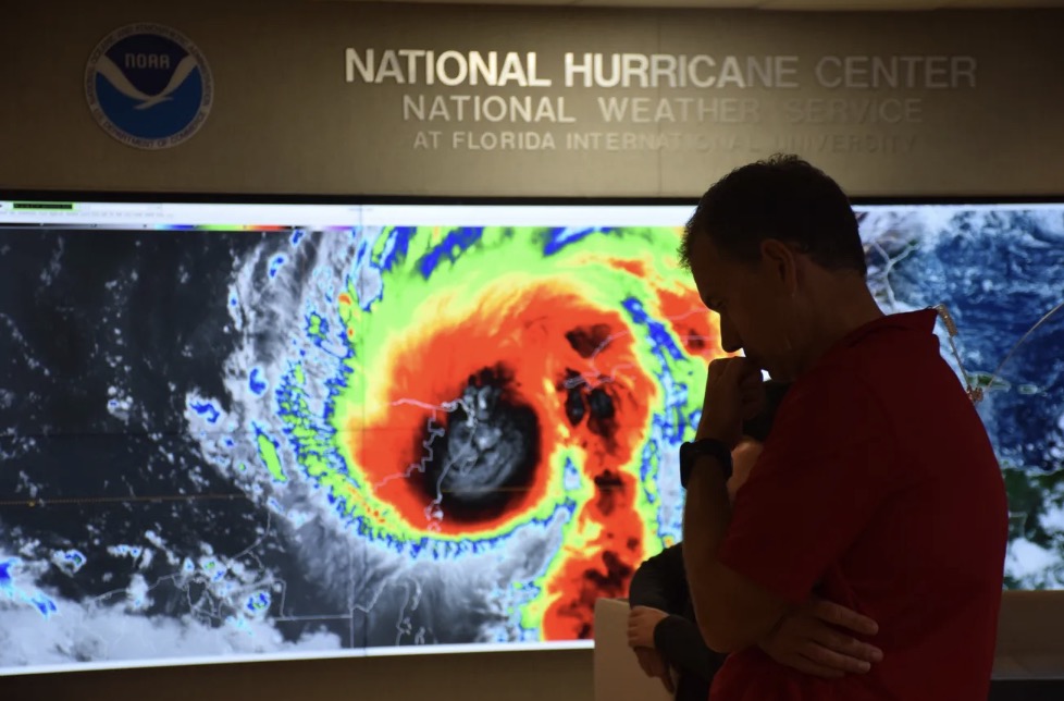 다음 태풍 에린은 이번 주에 형성될 가능성이 있습니다. 사진은 2024년 헬렌 태풍을 촬영한 위성 사진입니다. 사진: 미국 국립 허리케인 센터