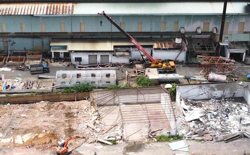 Enterprises dismantle factories and relocate from Bien Hoa 1 Industrial Park, Tran Bien Ward, Dong Nai Province. Photo: HAC