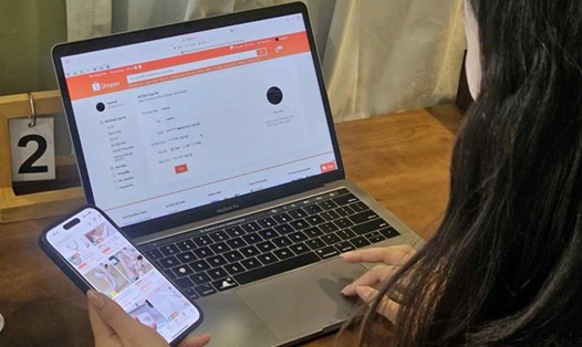 Cục Thuế phát hành 4 sổ tay hỗ trợ kê khai thuế thương mại điện tử. Ảnh: Minh Ánh