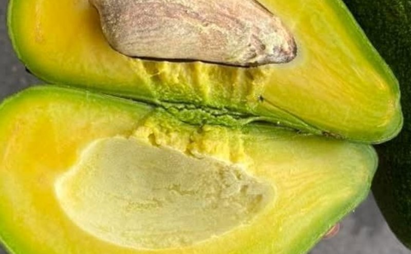 This fruit is rich in nutrients that support collagen synthesis. Photo: Kieu Vu