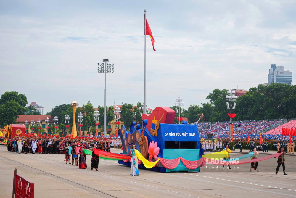 Khoi dai dien 54 dan toc Viet Nam
