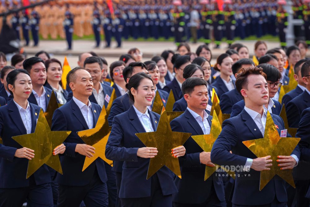 Khoi Doanh nhan Viet Nam. Anh: Tuan Anh