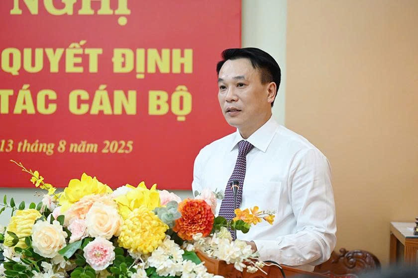 Tan Chanh Van phong Doan DBQH va HDND tinh Ha Tinh Nguyen Huy Hung. Anh: Xuan Hoa