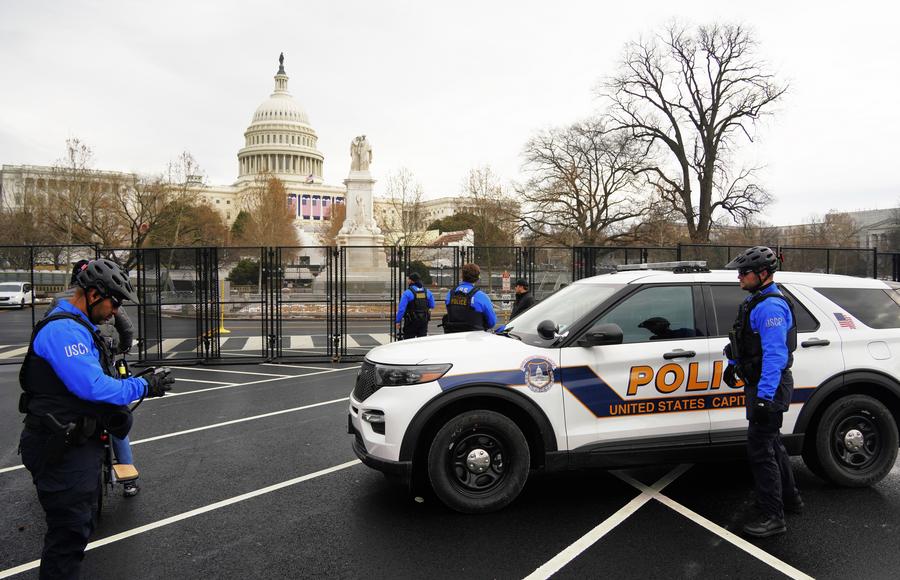 도널드 트럼프 미국 대통령은 주 방위군을 워싱턴 D.C. 수도로 파견할 것이라고 발표했습니다. 사진: 신화통신