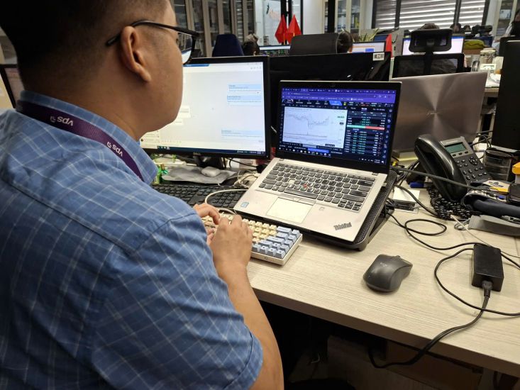 Many forces from the market supported the VN-Index to break out. Photo: Ngoc Le