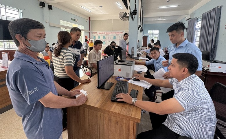 The commune-level government in Dak Lak province is operating and operating stably. Photo: Bao Trung