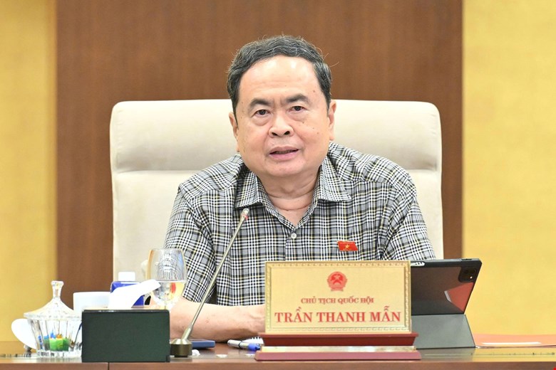 Politburo member and National Assembly Chairman Tran Thanh Man said that it is necessary to unify the regime of visiting prisoners between Prisons to ensure fairness. Photo: Quochoi.vn