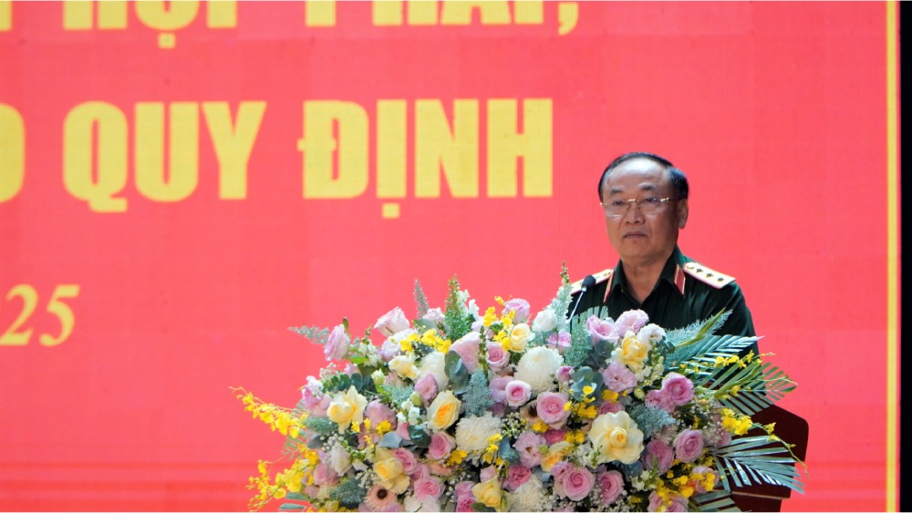 Senior Lieutenant General Thai Dai Ngoc spoke at the "Launching Ceremony of the Peak Emulation Campaign against IUU fishing". Photo: Nguyen Anh