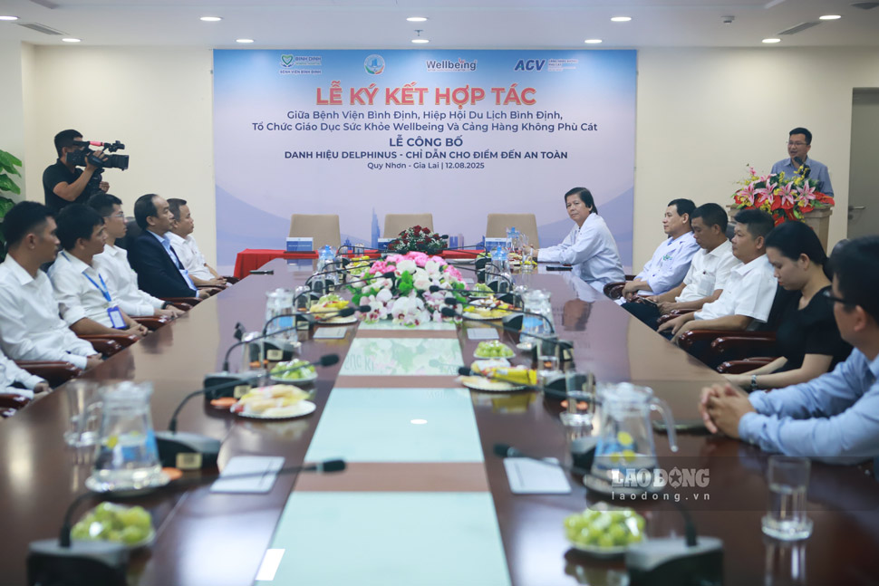 Quang canh buoi le. Anh: Hoai Phuong