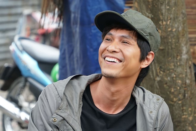 To Dung trong vai Dien cuu van phim “Cuoc doi van dep sao“. Anh: VFC
