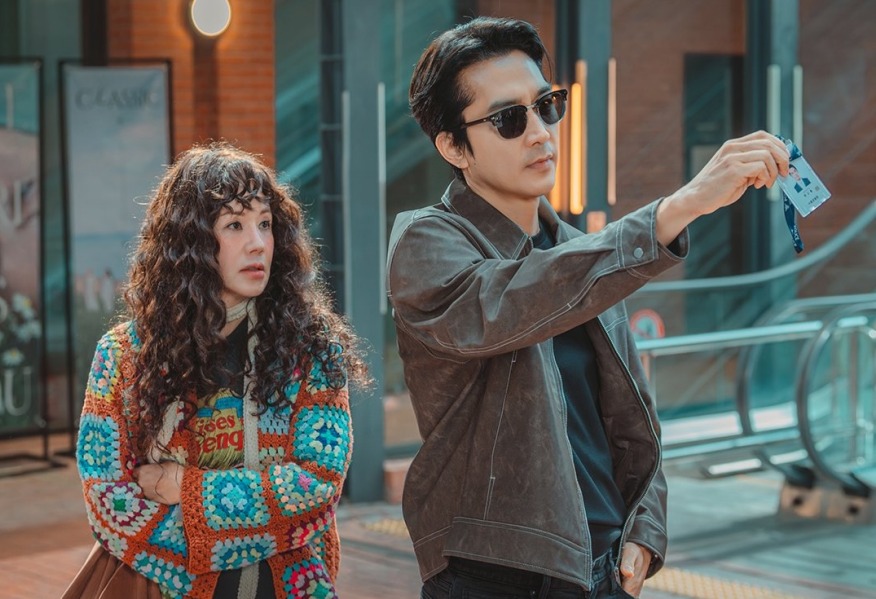 Uhm Jung Hwa, Song Seung Hun in the film. Photo: Producer of the film My troublesome Star