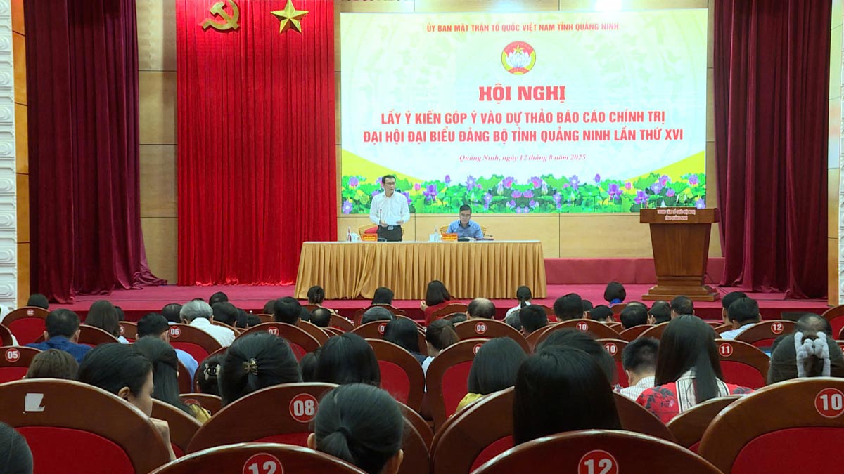 Quang canh hoi nghi. Anh: MTTQ Quang Ninh