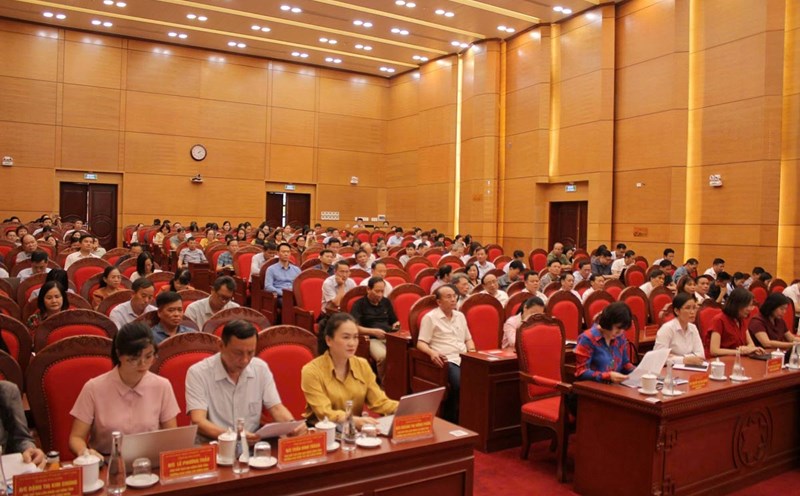 The conference to collect comments on the draft Political Report of the Quang Ninh Provincial Party Congress has more than 200 delegates attending. Photo: Quang Ninh Fatherland Front