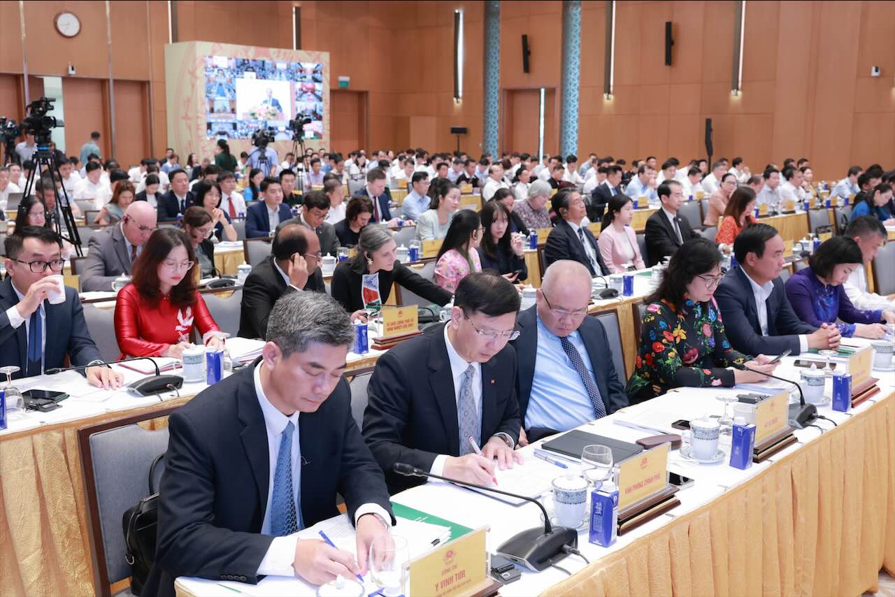Cac dai bieu tham du hoi nghi. Anh: Hai Nguyen