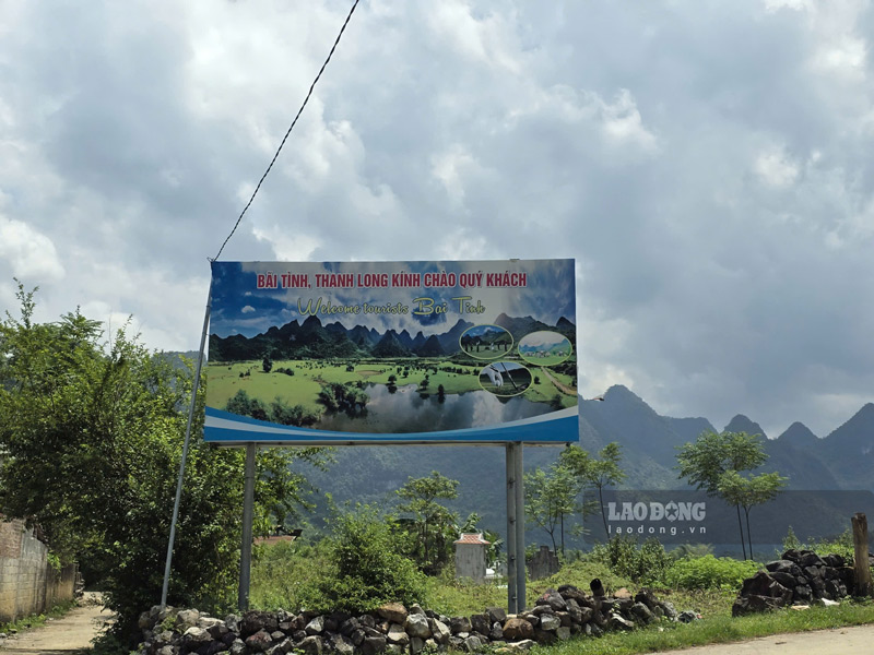 The operation of the Tap Na Bauxite mine means that the Bai Tinh natural golf course is gradually disappearing. Photo: Tan Van