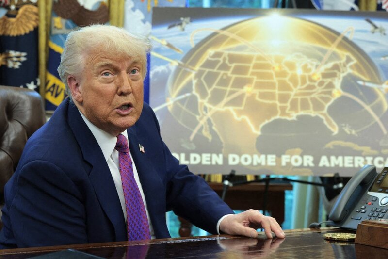 트럼프 대통령은 2025년 5월 백악관에서 미국의 골드 돔 미사일 방어 시스템 구축 계획을 발표했습니다. 사진: AFP