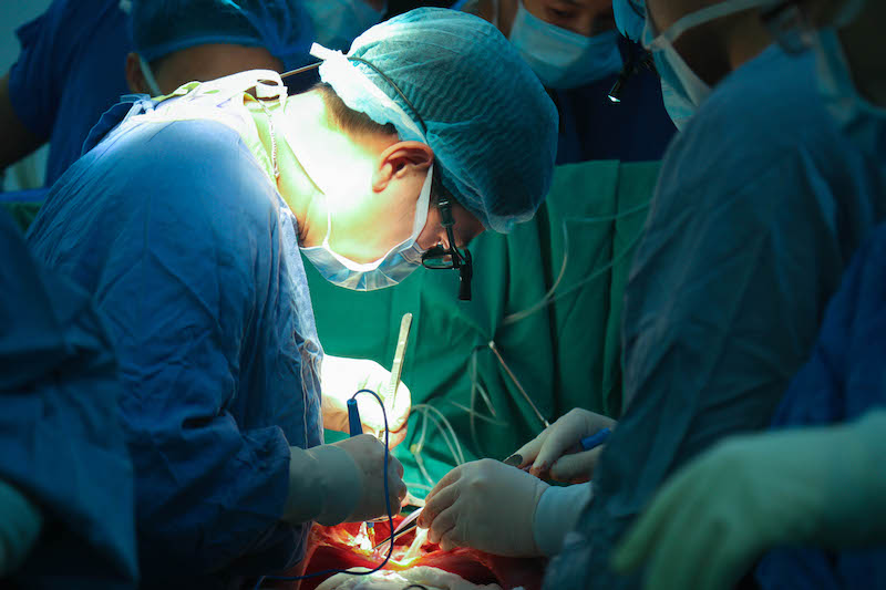 Experts performed a simultaneous heart-longitude transplant surgery for a patient with multiple organ failure. Photo: BVCC