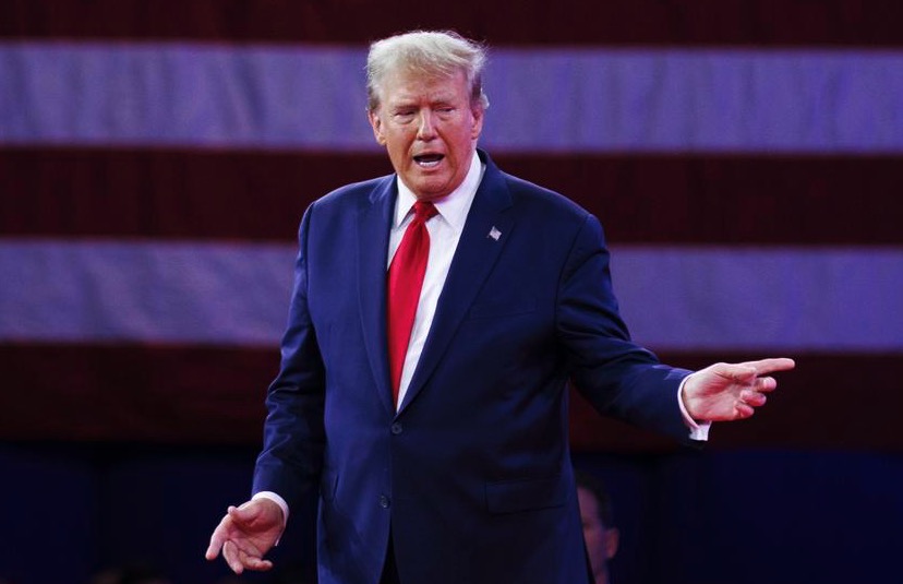 트럼프 대통령이 2024년 2월 미국 메릴랜드에서 연설하고 있습니다. 사진: 신화통신