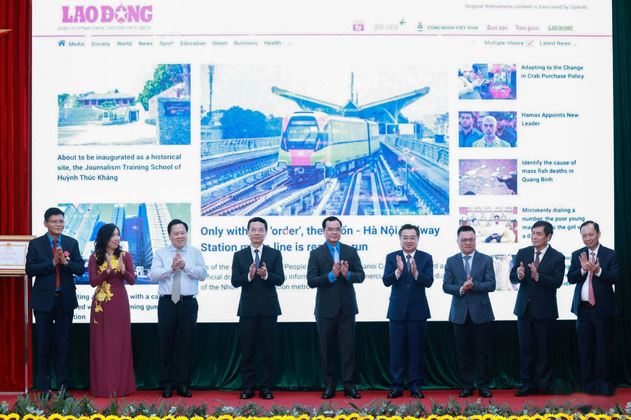 English version launching ceremony of Lao Dong Electronic Newspaper, August 14, 2024. Photo: Van Thang