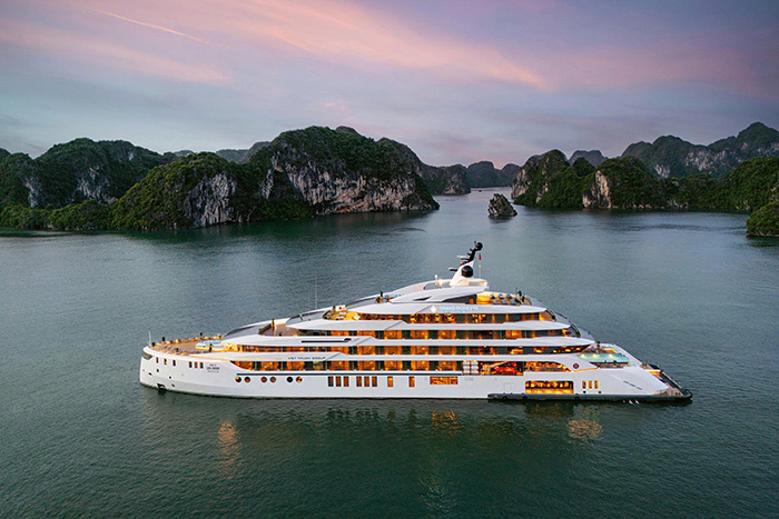 The Grand Pioneers cruise ship with VR-SB capacity has the capacity to accommodate more than 300 overnight guests with 55 rooms. Photo: Viet Thuan Group