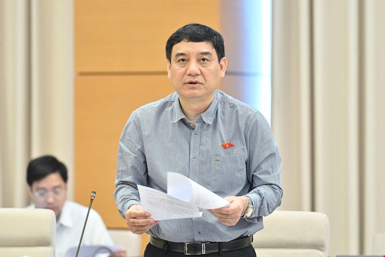 Chu nhiem Uy ban Van hoa va Xa hoi Nguyen Dac Vinh. Anh: Quochoi.vn