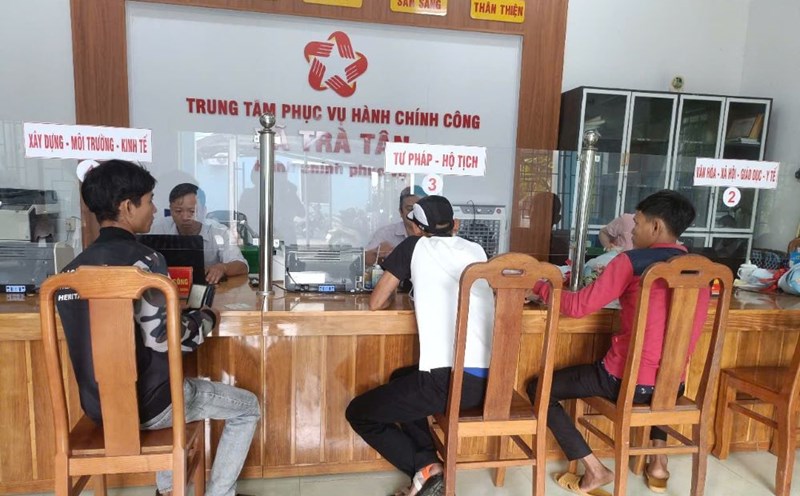 Da Nang brings information technology students to support digital transformation in wards and communes. Photo: Tran Thi