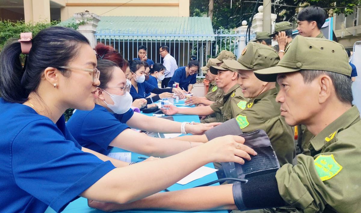 El barrio de Binh Thanh organiza muchas actividades para cuidar y mantener la seguridad en las instalaciones. Foto: Unidad proveedora