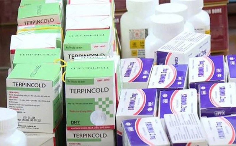 Cao Bang reclaims 22 types of fake drugs. Photo: Thuy Tien