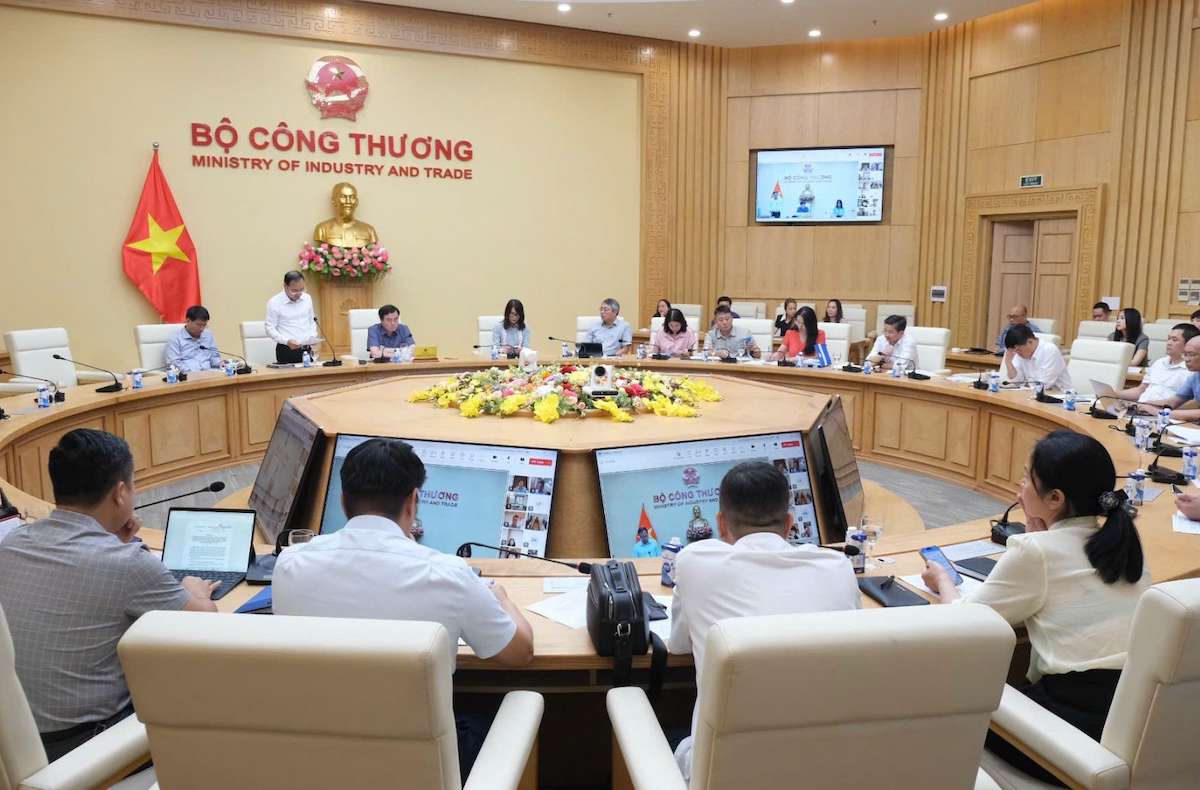 Toan canh buoi lam viec. Anh: Bo Cong Thuong