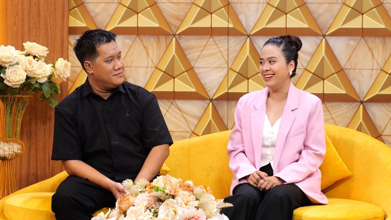 The couple on the show Thuan Vo Thuan Nam Chong. Photo: Jet Producer