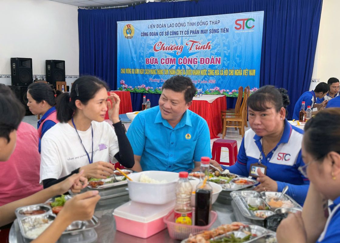 ong Nguyen Thanh Nhan - Truong Bo phan Cong doan cac Khu cong nghiep Dong Thap. Anh: Thanh Mai