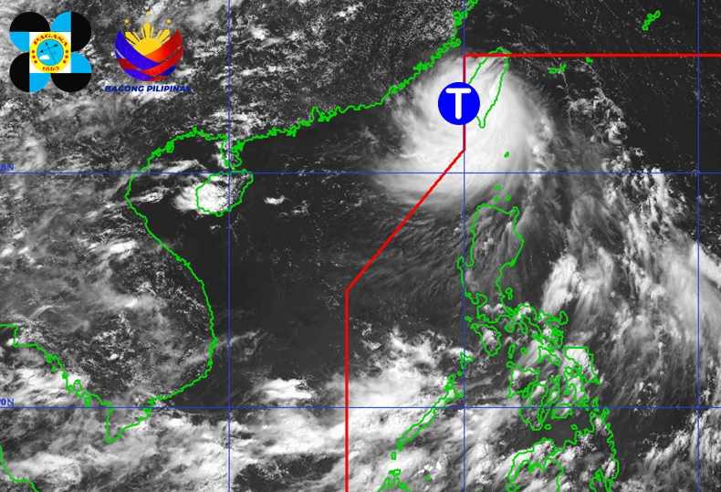 Cap nhat vi tri cua bao Podul tren Bien Dong. Anh: PAGASA