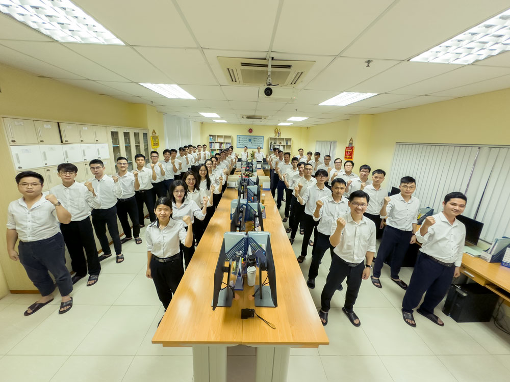 Người lao động của Công ty Cổ phần Giải pháp Kỹ Thuật Ý tưởng. Ảnh: Công ty cung cấp