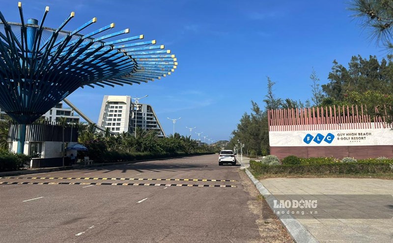 FLC Quy Nhon Golf & Resort Joint Stock Company (Gia Lai) - where workers gather to demand their rights. Photo: Hoai Phuong