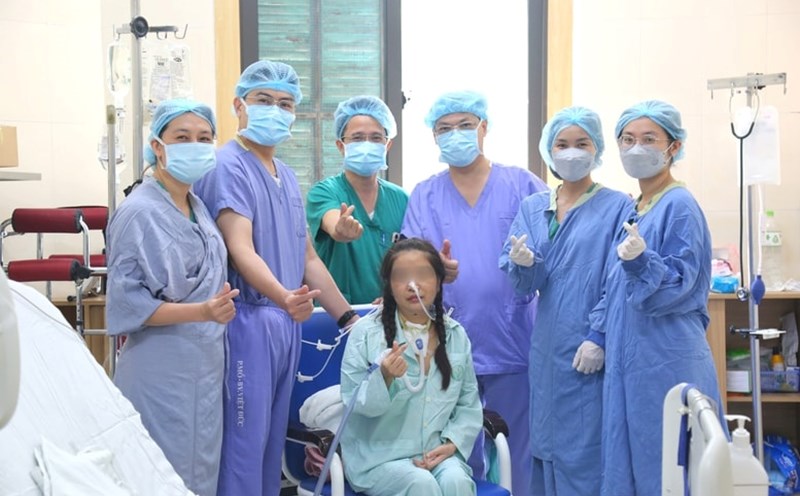 Vietnam successfully performed a simultaneous heart-lyng transplant for the first time. Photo: Provided by the hospital