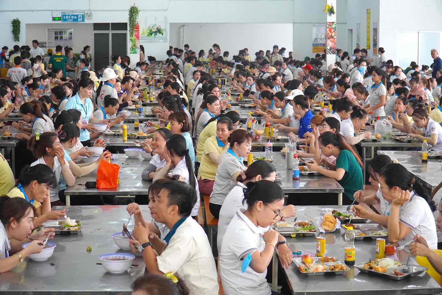 TKG 태광비나 주식회사는 2024년 노동자를 위한 노동조합 점심 식사를 조직합니다. 자료 사진: HAC