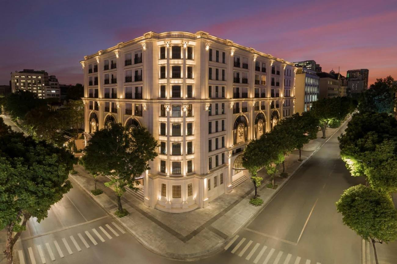 The Grand, Hanoi voi dau an huyen thoai The Ritz-Carlton