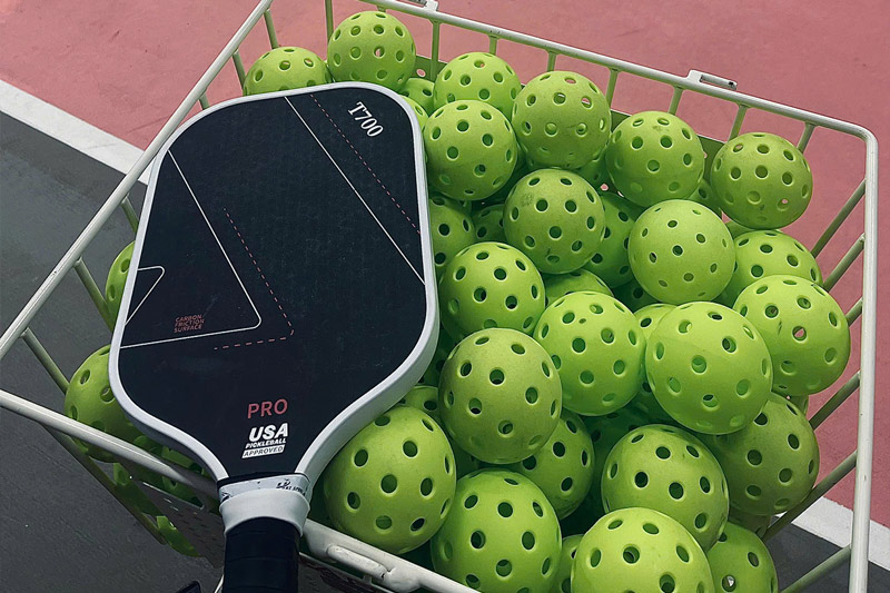 Impersonating a pickleball court owner to cheat a deposit is an act that can be prosecuted. Photo: Huyen Trang