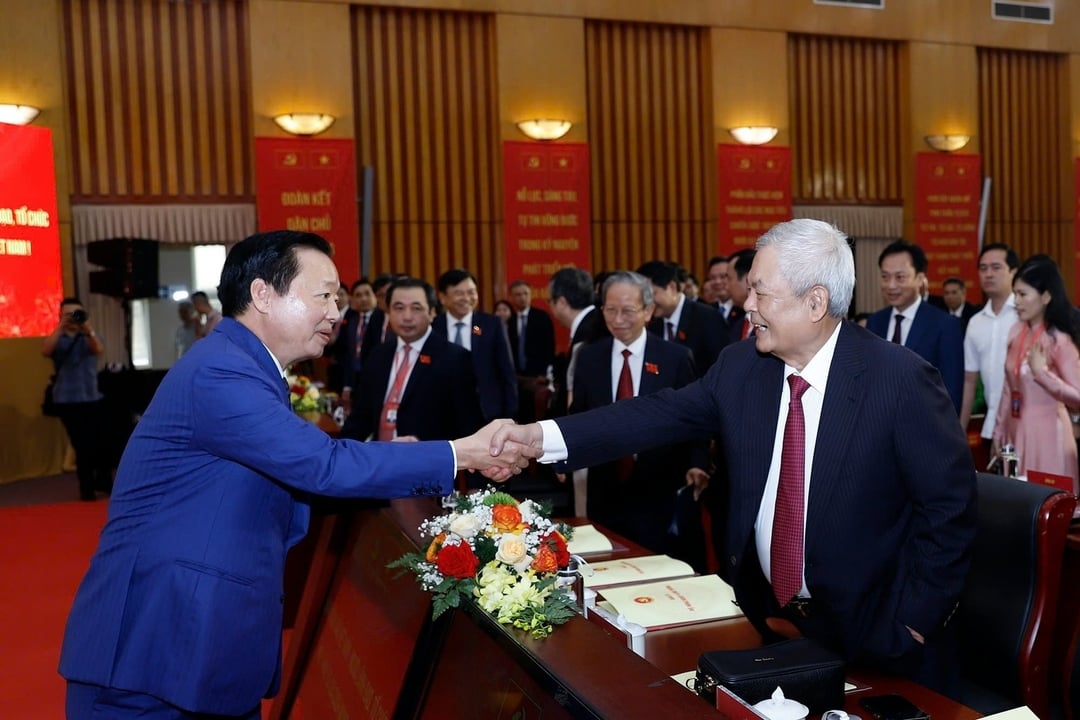 Pho Thu tuong Tran Hong Ha tham du chi dao Dai hoi Bo Nong nghiep va Moi truong