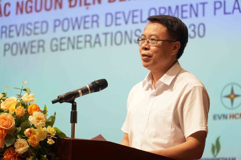 Ong Doan Ngoc Duong - Pho Cuc truong Cuc Dien luc va Nang luong tai tao (Bo Cong Thuong). Anh: Ngoc Le