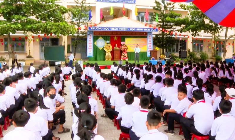 Hoat dong ngoai khoa tai truong THCS Ly Thuong Kiet, phuong Quang Phu, TP Da Nang. Anh: Trung Hieu