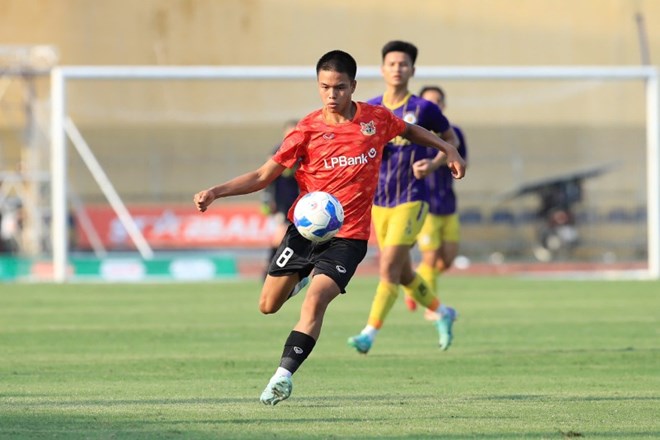 The value of V.League has increased thanks to the quality of foreign players and overseas Vietnamese players. Photo: HNFC
