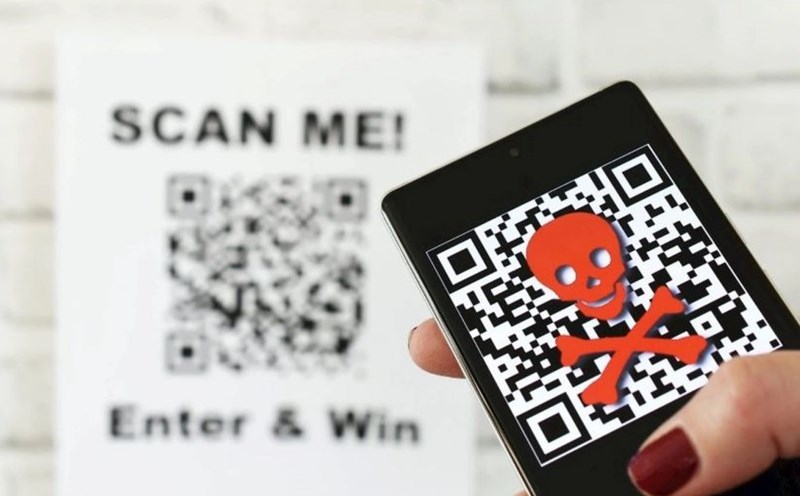 Quishing is a form of fraud using malicious QR codes. Photo: Hanoi City Police