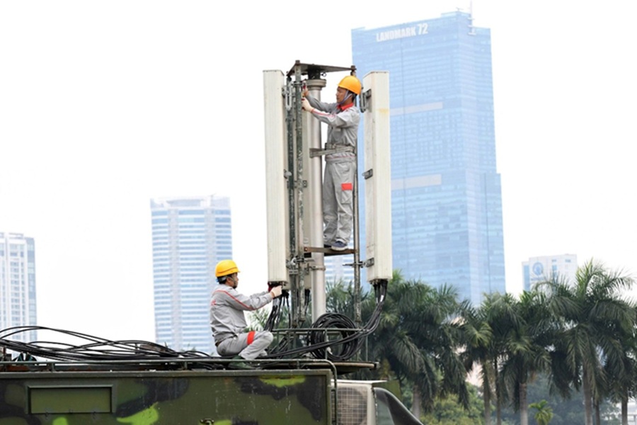 Voi 1.700 tram 5G ca lon va nho, 5G Viettel phu song toan bo cac dia diem dieu binh, dieu hanh cung nhu cac su kien chao mung. Anh: Viettel