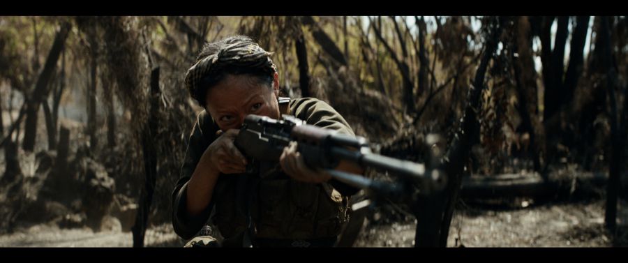 Scene from the movie " dia hinh: The curtain in the ball". Photo: Galaxy supply