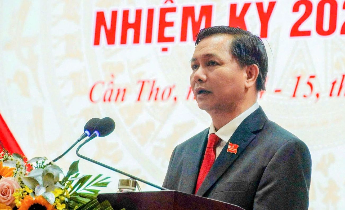 Ong Tran Van Lau - Pho Bi thu Thanh uy, Chu tich UBND TP Can Tho phat bieu khai mac Dai hoi. Anh: Phuong Anh